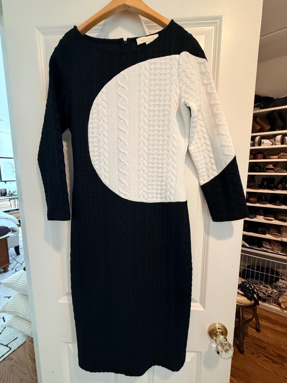 Etcetera XS Black Ivory Textured Colorblock Sheath Dress